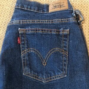 Levis Womens Jeans 505 Size 10 Blue Straight Leg Medium Wash Denim